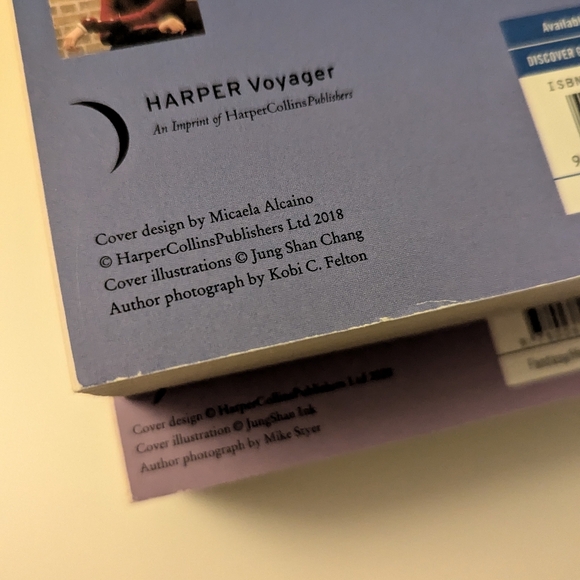 The Poppy War, Dragon Republic, Burning God - Picture 4 of 4